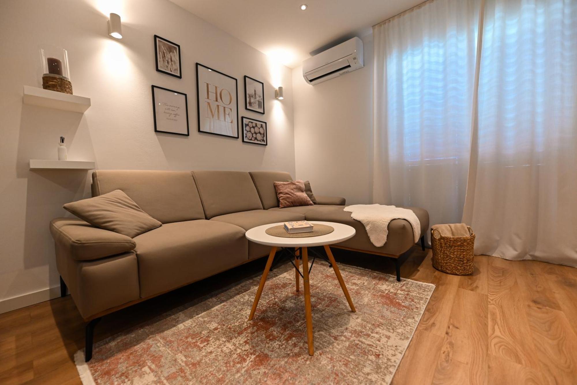 Apartment Dajana Feeling Of Home Trogir Ngoại thất bức ảnh