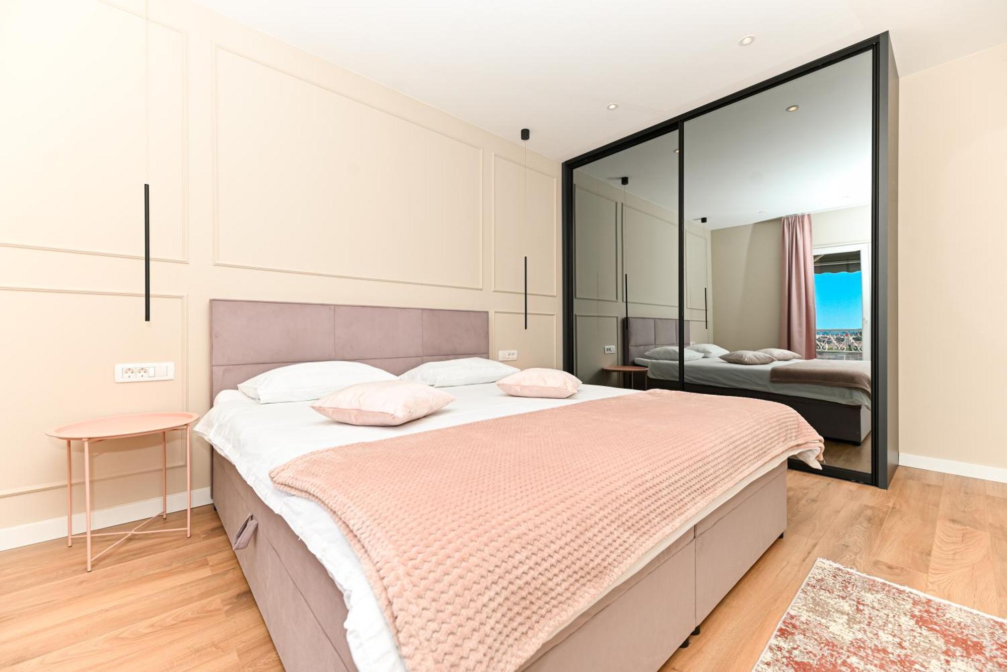 Apartment Dajana Feeling Of Home Trogir Ngoại thất bức ảnh