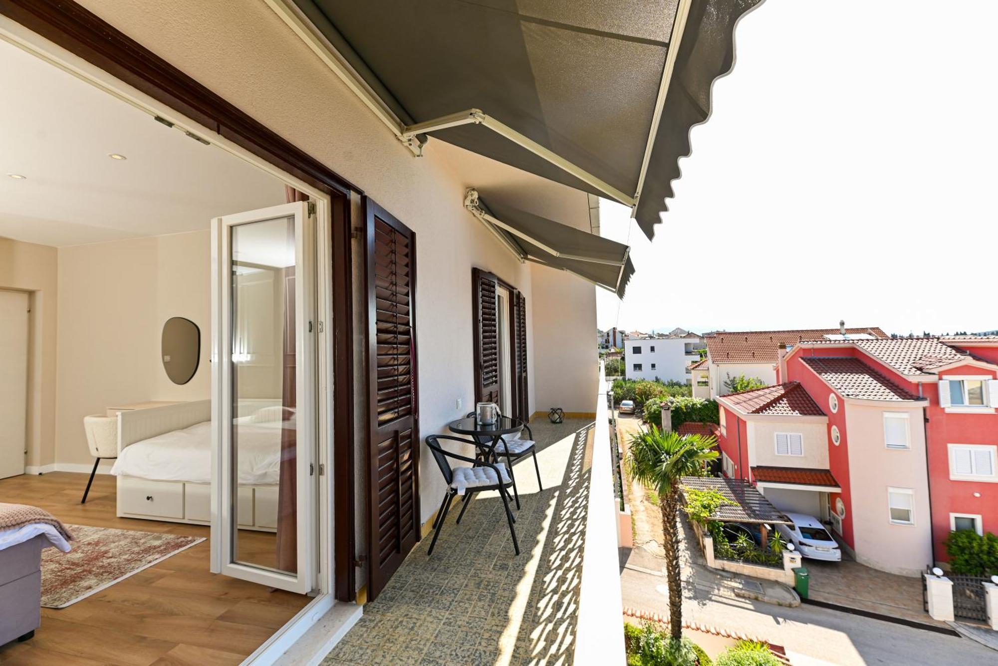 Apartment Dajana Feeling Of Home Trogir Ngoại thất bức ảnh